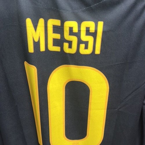 Messi Retro Barcelona Jersey new, official replica