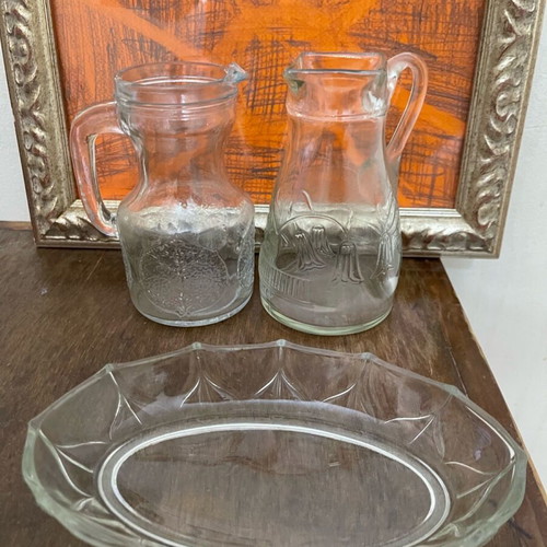 Vintage glass jug set 3 pieces like new