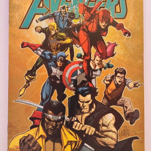 The New Avengers #34 Marvel used, excellent condition
