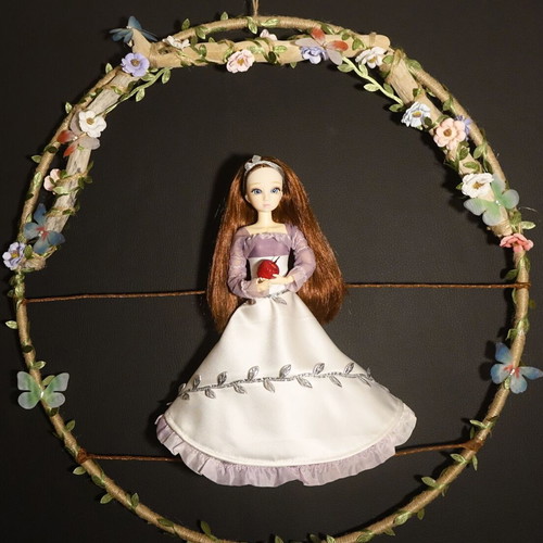 Snow White New Decorative Doll with 50 cm Wreath