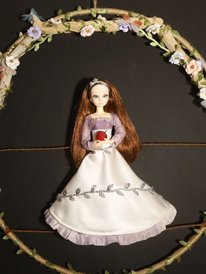 Snow White New Decorative Doll with 50 cm Wreath