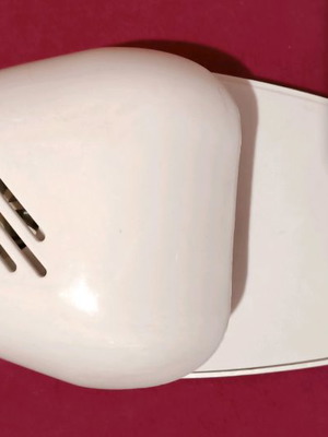 Στεγνωτήριο νυχιών μεταχειρισμένο για απλό μανικιούρ με 2 μπαταρίες ΑΑ