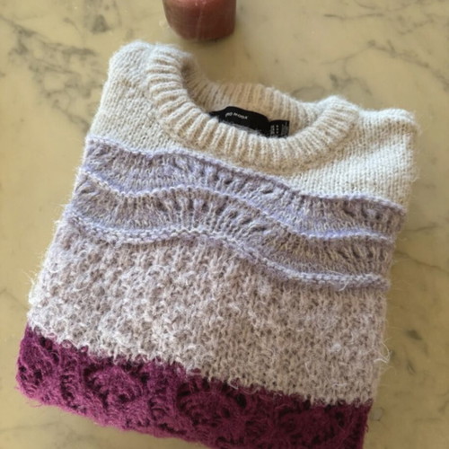 Knitted sweater Medium like new, pink