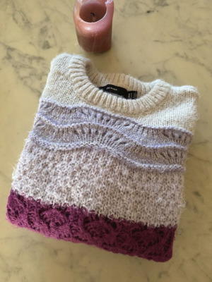 Knitted sweater Medium like new, pink