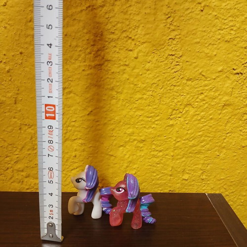 My Little Pony Hasbro mini pony figures used, pack of 2