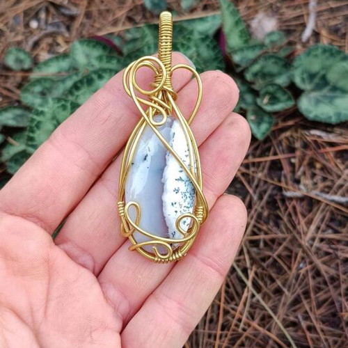 Pendant with agate handmade, new