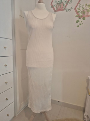 H&M ribbed midi dress beige, like new, size M