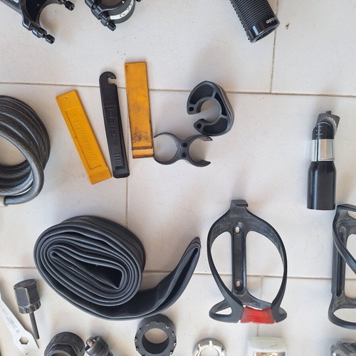 Bicycle tools set with IXS, Rotor, Campagnolo, Fulcrum parts