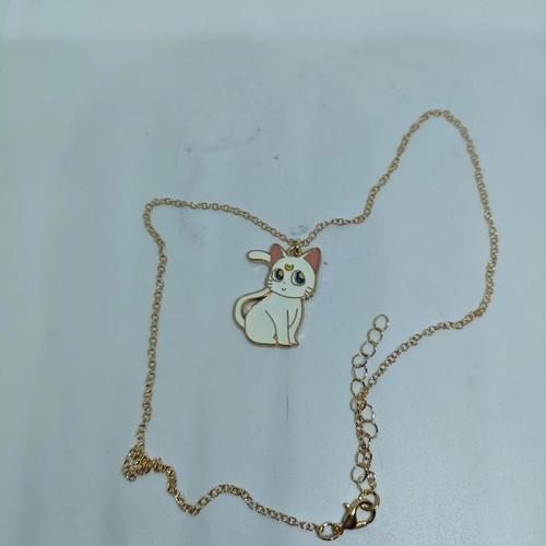 Sailor Moon Artemis White Cat Necklace with Gold Chain like new