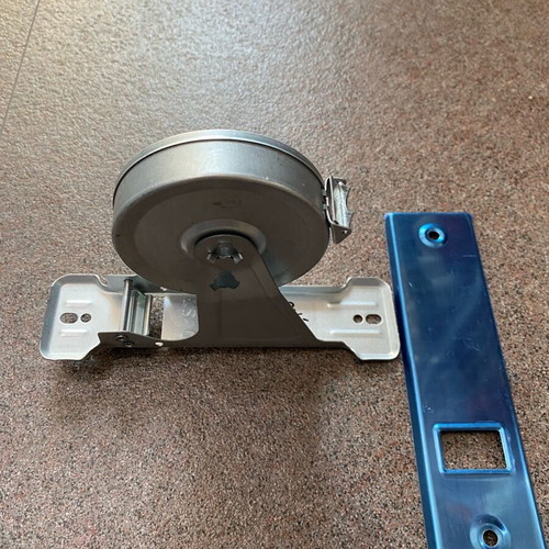 Roller mechanism for old type blinds new recessed