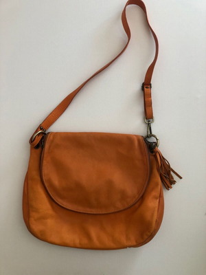 Leather shoulder bag for women used, orange