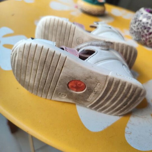 Biomecanics sandals size 21 used for girls
