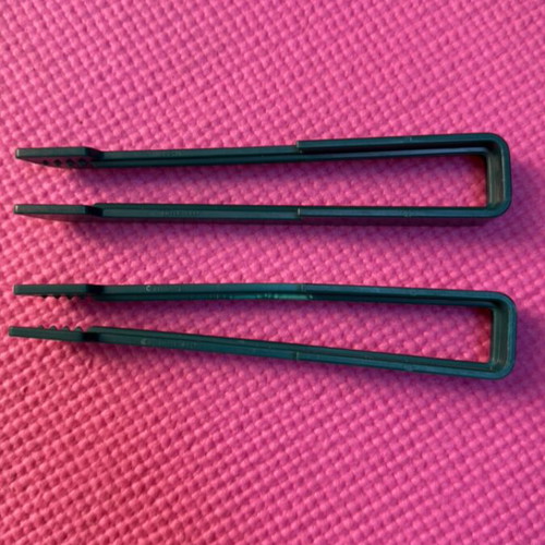 Tupperware ice tongs like new