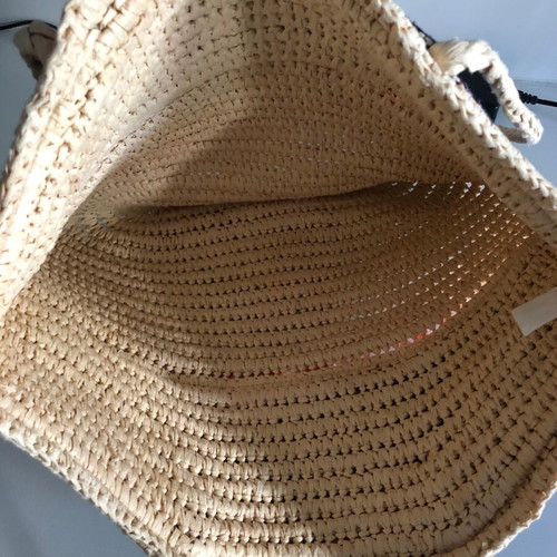 Straw bag like new, slightly used