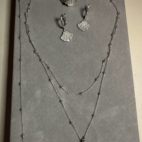 925 Sterling Silver Seashell Jewelry Set new, 4-piece with cubic zirconia