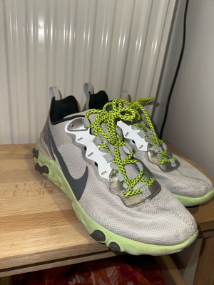 Nike athletic shoes like new, size 39, Nikereact