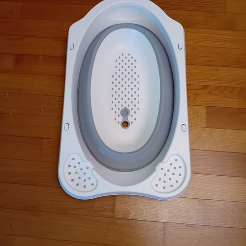 Cangaroo Maui Grey Foldable Baby Bath tub like new