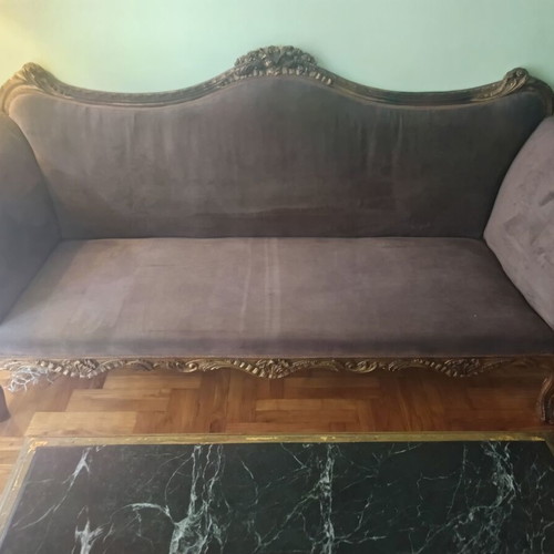 Three-seater sofa with light brown velvet upholstery