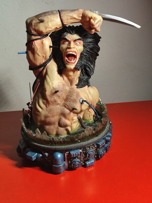 Weapon X Wolverine Resin Bust като нов, Dynamic Forces, кутия с повреди