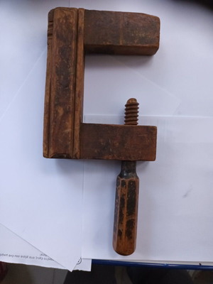 Wooden bookbinding clamp used, length 20 cm