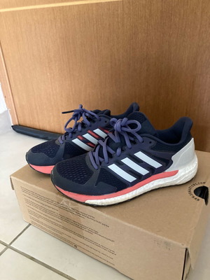 Adidas Supernova Γυναικεία Αθλητικά Παπούτσια Running Πολύχρωμα σαν καινούργια