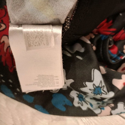Adidas Firebird jacket used with Passinho print