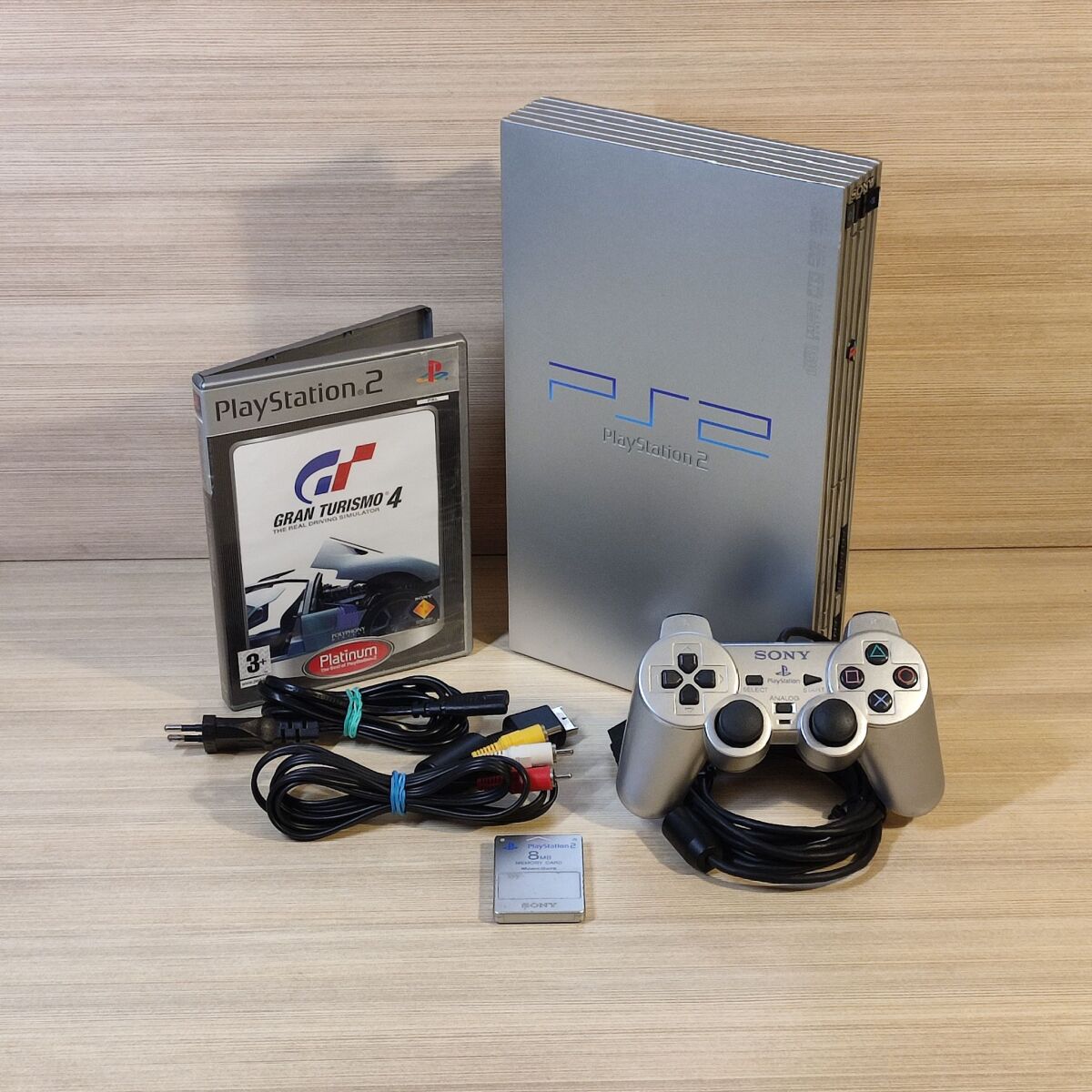 Sony PlayStation 2 SCPH-50004 Silver… - € 160,00 - Vendora.cy