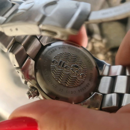 Ellesse Professional Diver Chronograph watch like new, 200M, sapphire crystal