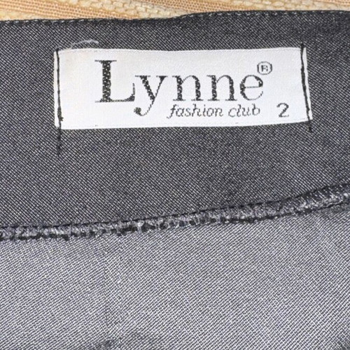 Lynne set with lace top and fitted midi skirt, grey and black