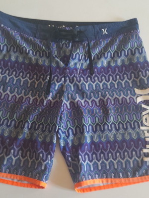 Hurley swim shorts size L
