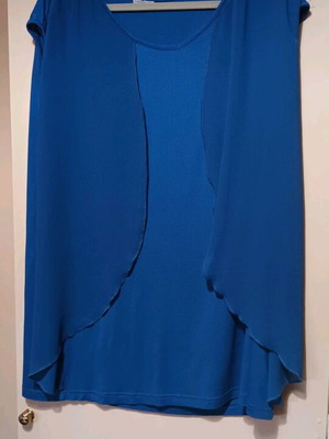 NEW PRICE Blouse and pants Laura Torelli 3/4.  20 euros