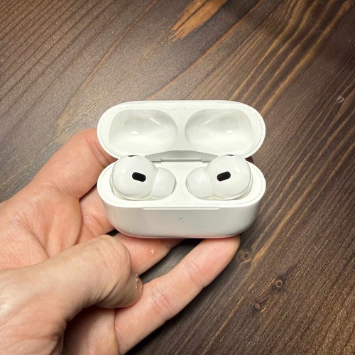 AirPods Pro (2nd generation) used, in very good condition