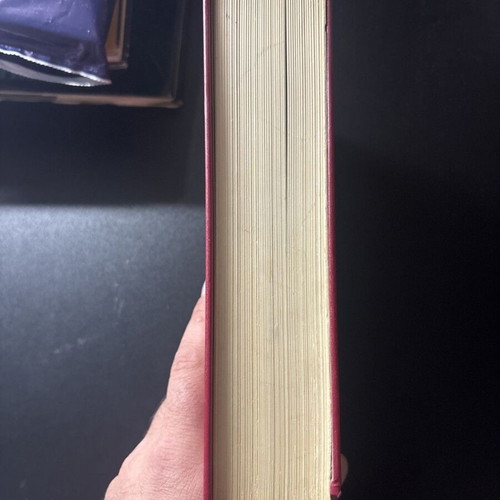 Use the Right Word A Modern Guide to Synonyms used book