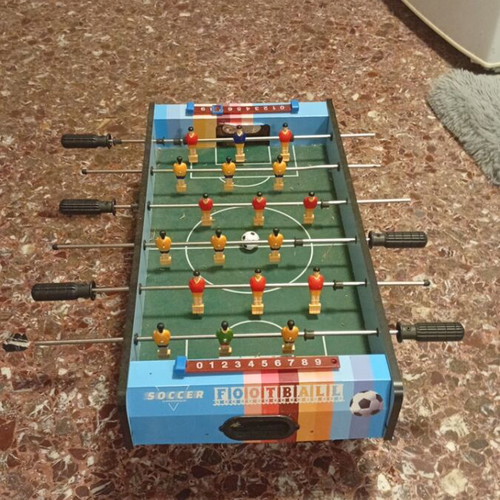 Foosball table like new with 1 ball