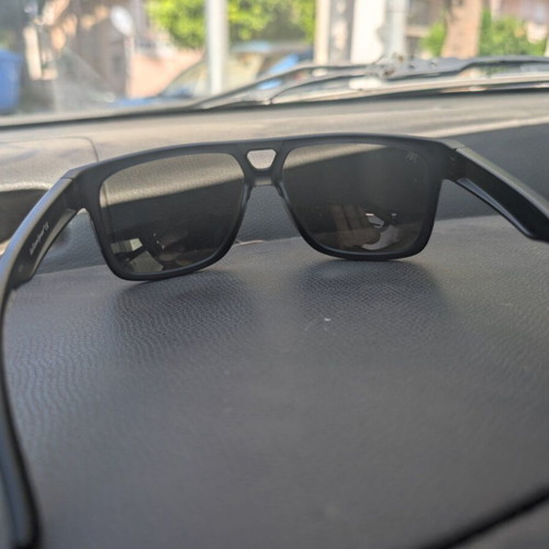Red Raven Maverick Unisex Sunglasses with Black Frame and Silver Mirror Lens new
