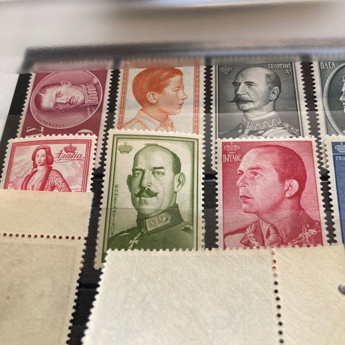 Vasileis B complete mint stamp set without hinge