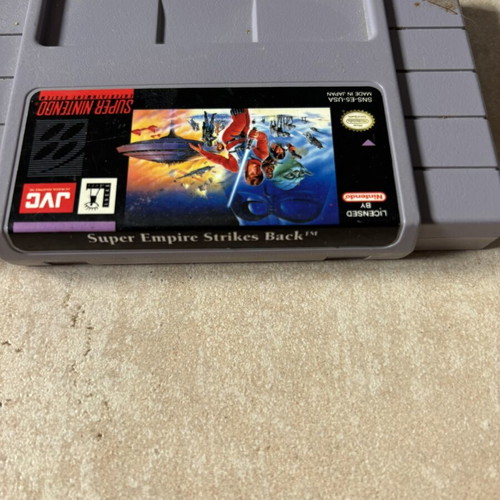 Super Empire Strikes Back JVC Super Nintendo SNES game, American