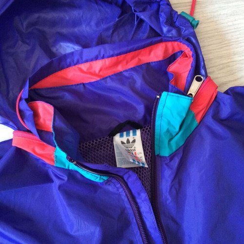 Adidas vintage windbreaker bright purple size S unisex used