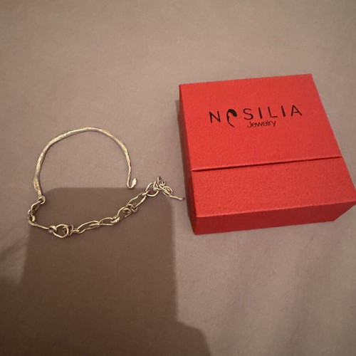 Nasilia silver bracelet