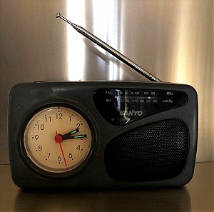 90's RADIO TRANSISTOR SANYO RPM-C8 Japan alarm clock am/fm NEW buzzer