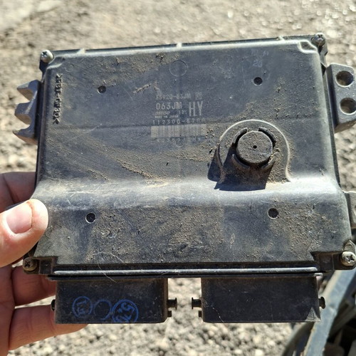 Suzuki Swift 1.3cc engine control unit