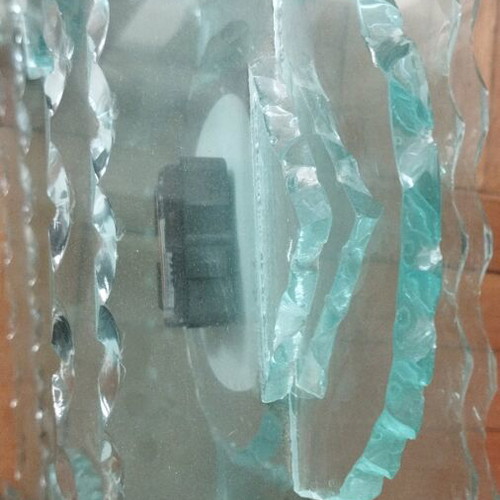 Κρυστάλλινο επιτραπέζιο ρολόι σαν καινούργιο, γερμανικής κατασκευής