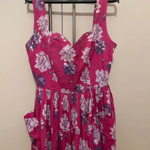 Laura Ashley floral dress size M like new, cotton, adjustable straps