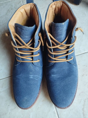 Blue suede boots like new, size 43