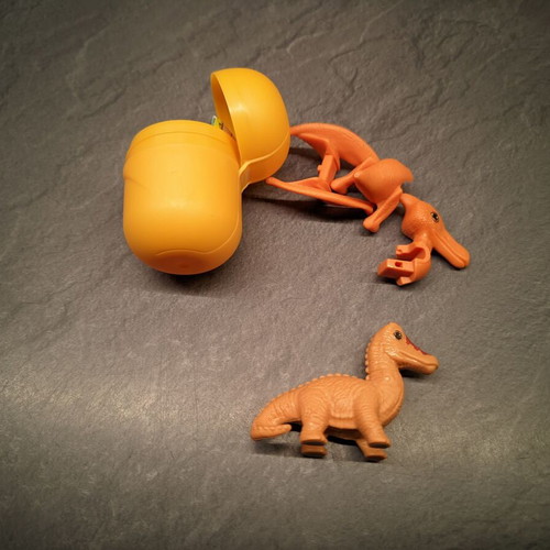 Kinder Dino Natoons figure like new