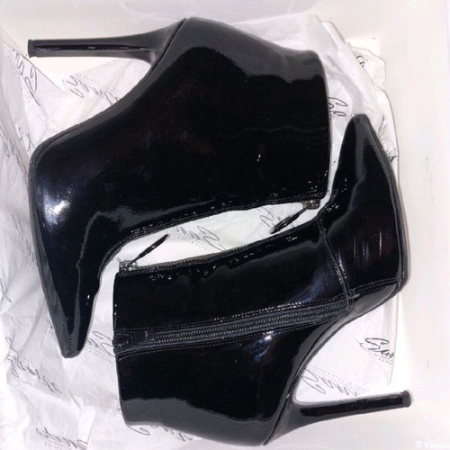 Sante ankle boots size 38 black patent leather like new