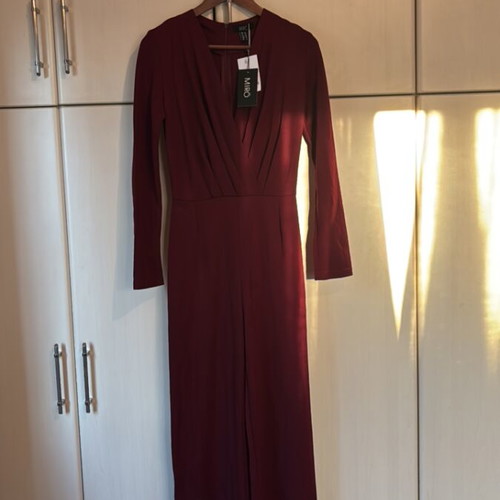Mi-Ro Women's Jumpsuit new, size 42, burgundy