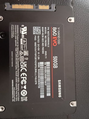 SSD Samsung Evo 860 500GB като нов