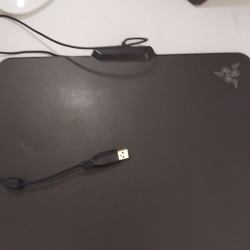 Laptop stand used with USB cable