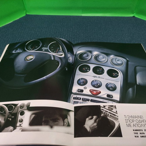 Alfa Romeo GT V official illustrated brochure like new